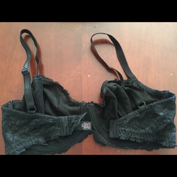 Victoria Secrets bra - Picture 2 of 3